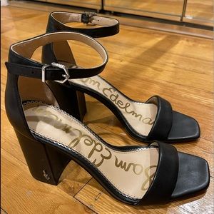 Same Edelman Daniella Black Dress Napa Leather Sandals, Size 6M